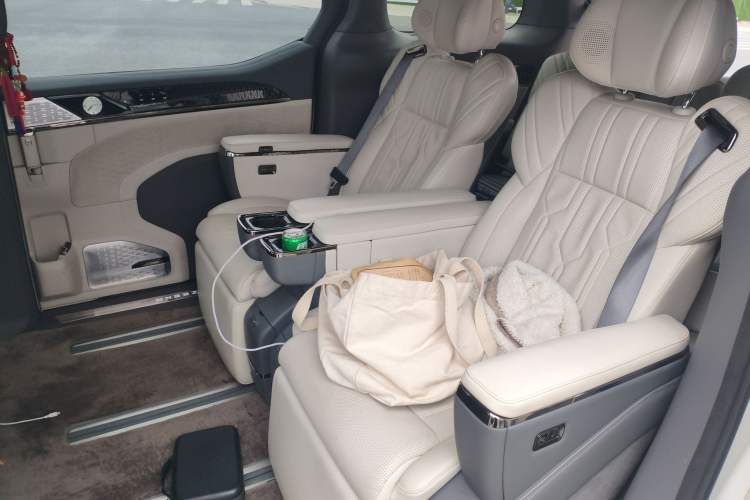 Used Zeekr 009 2022 WE Edition
