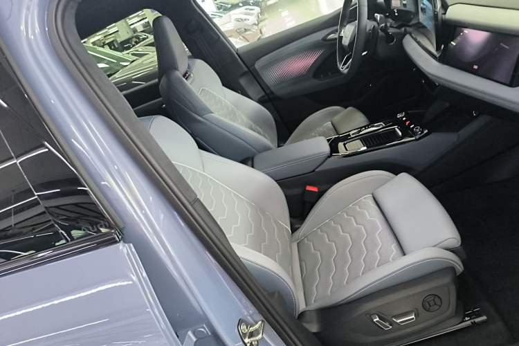 Used Audi Q6L e-tron 2026 First Launch Navigation Edition