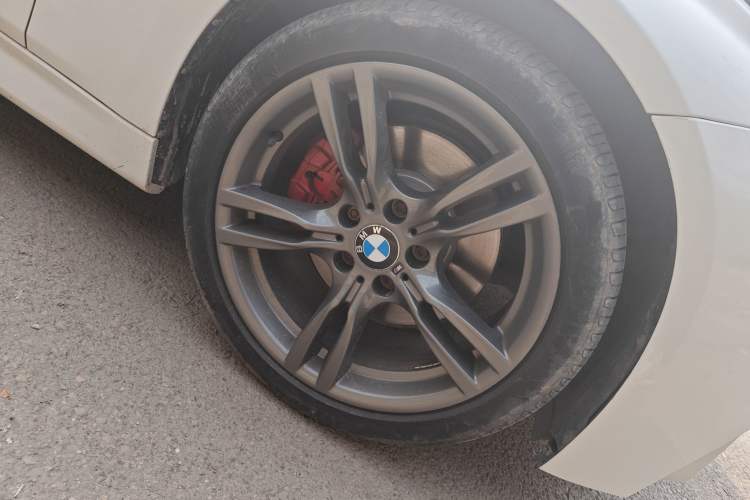 Used BMW 3 Series 2013 Facelifted 328i Sport Design Package
