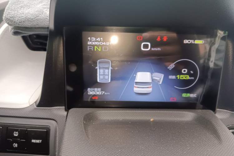 Used Wuling Hongguang MINIEV 2022 Macaron Premium Model – Lithium Iron Phosphate