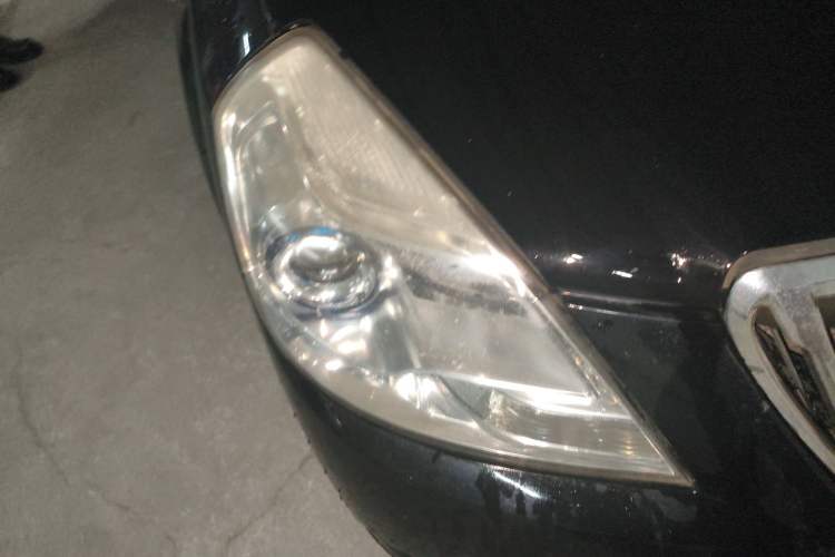 Used Buick Excelle 2013 1.5L Automatic Classic Model Right Front Headlight
