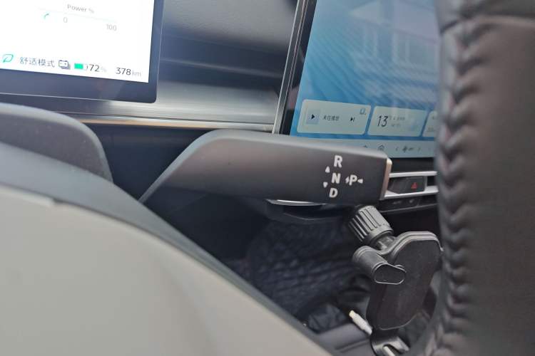 Used Venucia VX6 2025 Large Flat-Layout 520 Pro
