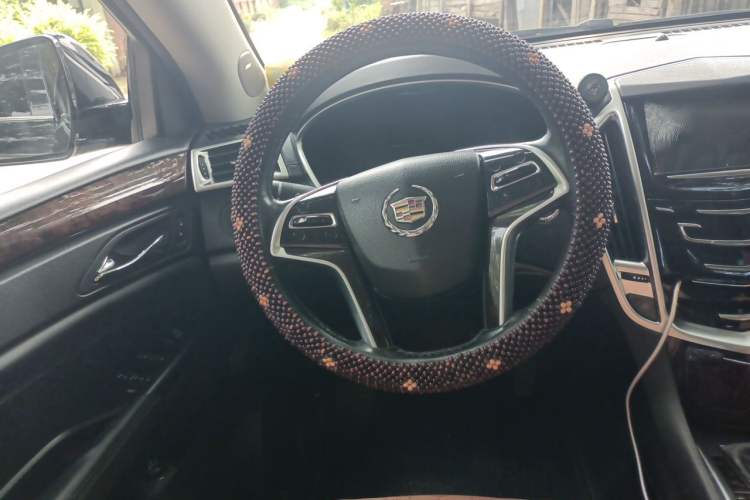 Used Cadillac SRX 2015 3.0L Elite Model