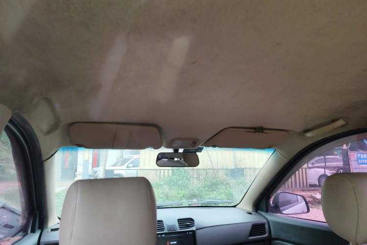 Used Wuling Hongguang 2015 1.5L S Basic Version China V Standard