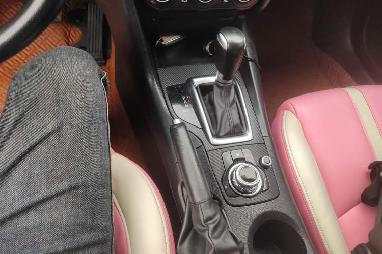 Used Mazda 3 Axela 2016 Sedan 1.5L Automatic Comfort Model Gear Lever
