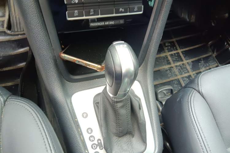 Used Volkswagen Sharan 2018 380TSI Comfort Edition 7-Seater Gear Lever