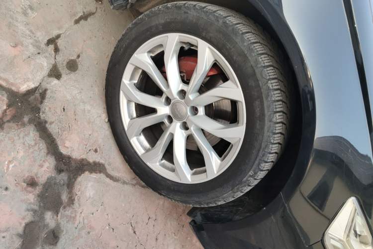 Used Audi A6L 2012 30 FSI Luxury Model
