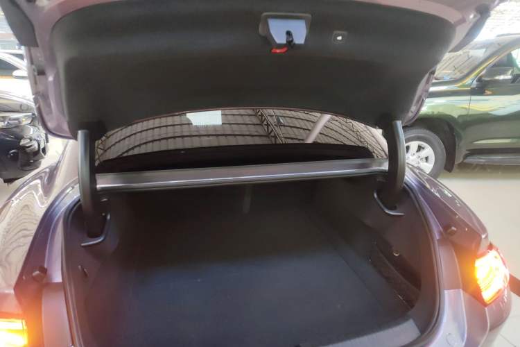 Used Xiaomi Auto SU7 2024 Rear-Drive Ultra-Long Range Advanced Pro-Level Intelligent Driving Version
