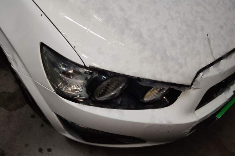 Used Chevrolet Aveo Sonic 2011 Sedan 1.4L MT SL