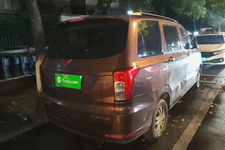 Used Wuling Hongguang 2021 1.5L S Standard Version LAR Rear Right 45 Deg