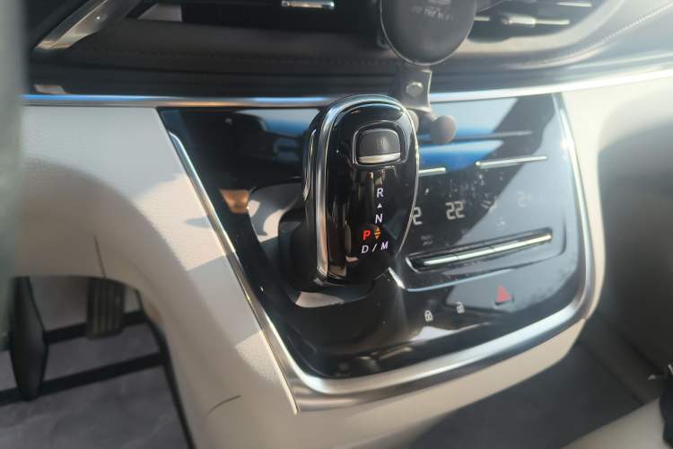 Used Buick GL8 2021 Land Cruiser Executive Class 652T Comfort Model