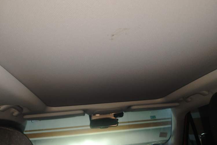 Used Jeep Renegade 2016 2.0L Automatic Four-Wheel Drive 75th Anniversary Tribute Edition Headliner