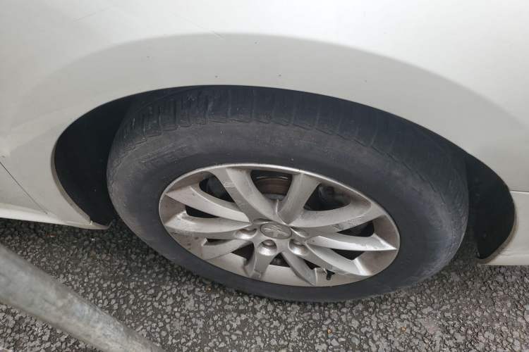 Used Peugeot 508 2012 2.0L Automatic Sunroof Classic Edition Right Front Wheel Hub