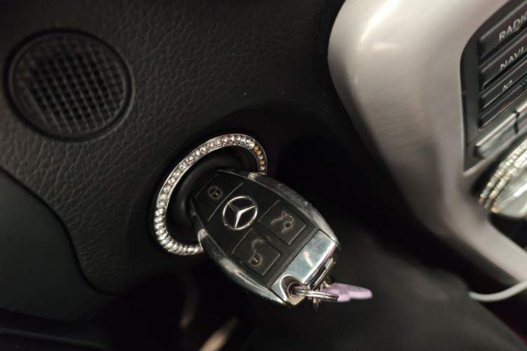 Used Mercedes-Benz SLK-Class 2011 SLK 200 Fashion Model Vehicle Key