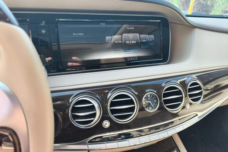 Used Mercedes-Benz S-Class 2014 S 320 L Business Model Audio And AC Panel