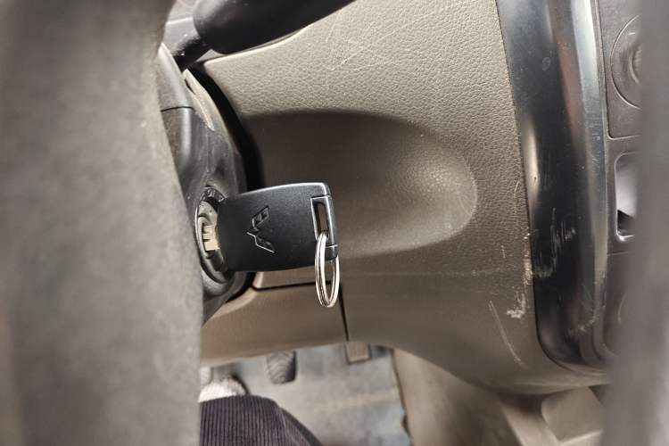 Used Wuling Rongguang V 2016 1.5L Practical Version
