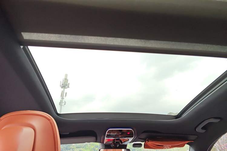 Used Mercedes-Benz GLC 2023 GLC 300 L 4MATIC Dynamic Edition 5-seater
