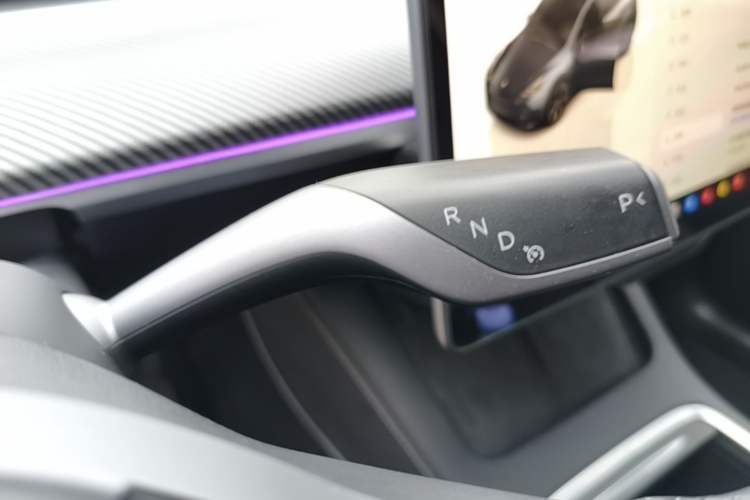 Used Tesla Model Y 2024 Rear-Wheel-Drive Version