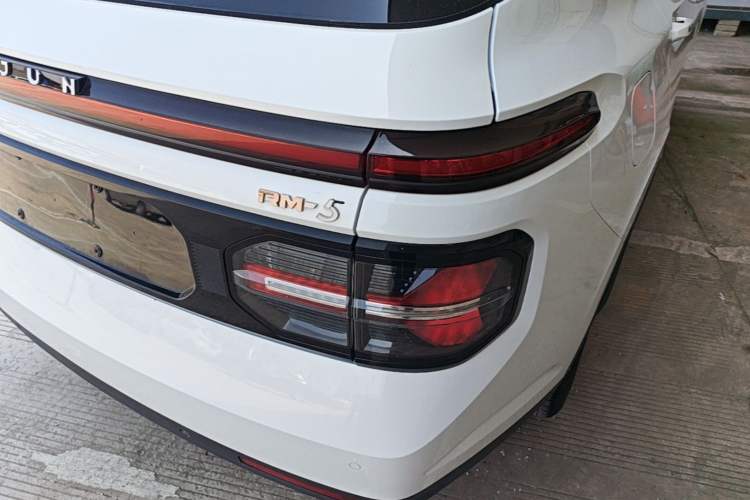 Used Baojun RM-5 2019 1.5T CVT 24-Hour Online Luxury Version 6 Seats
