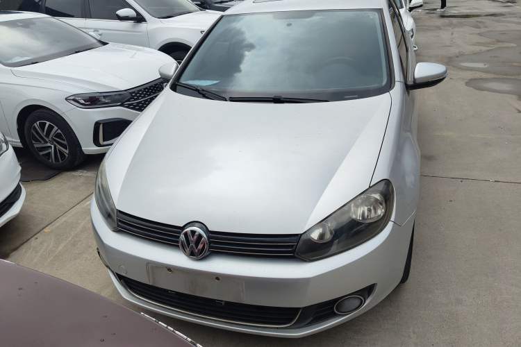 Used Volkswagen Golf 2012 1.6L Automatic Comfort Model Front