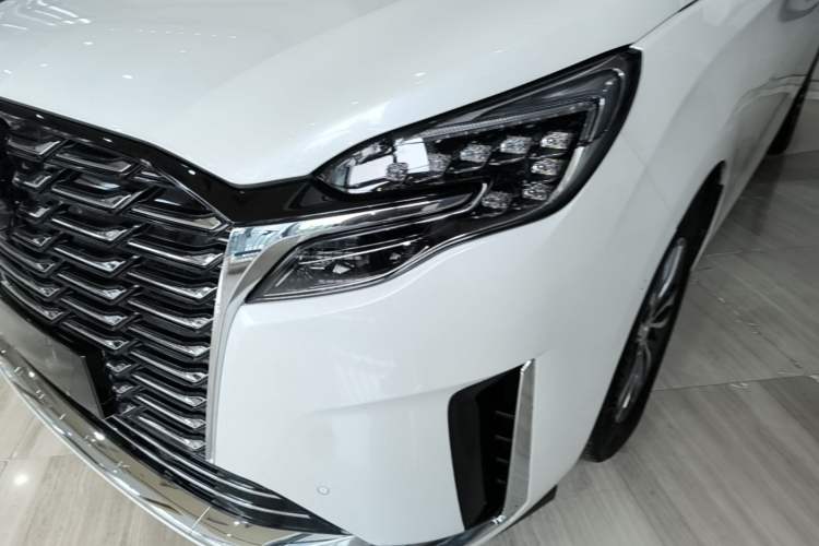 Used Buick GL8 2023 ES Lu Zun Deluxe Model