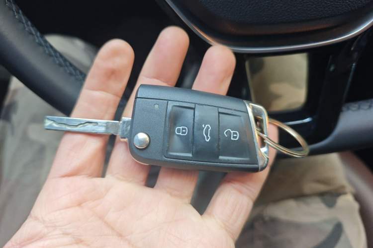 Used Jetta VS5 2024 280TSI Manual Pioneer Edition
