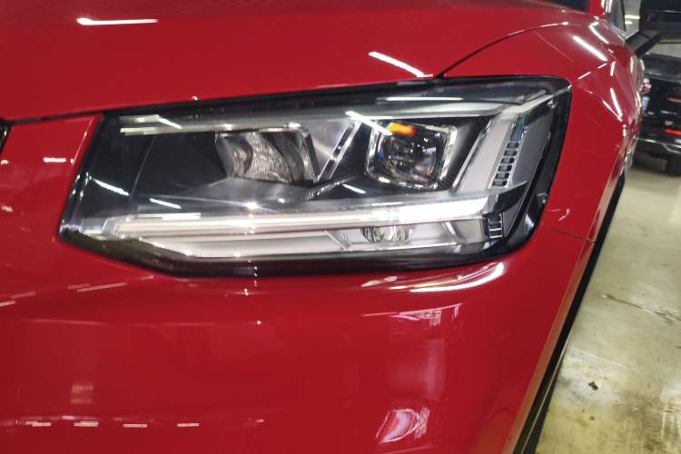 Used Audi Q2L 2018 35 TFSI Launch Exclusive Edition China VI