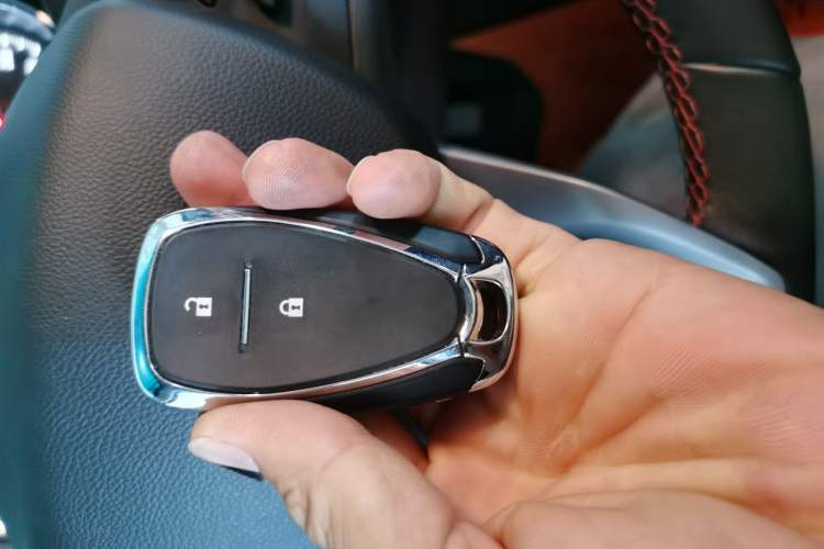 Used Chevrolet Orlando 2019 Redline 530T Automatic Zhaoxiang Edition (5+2 Seating) China VI