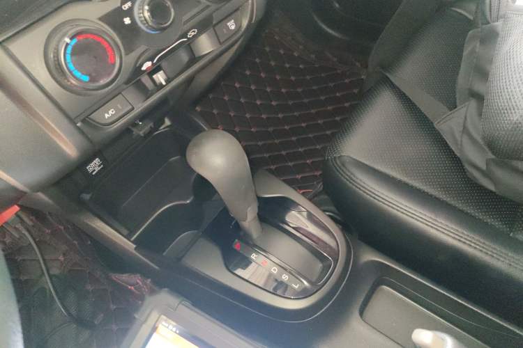 Used Honda Fit 2016 1.5L LXS CVT Comfort Sunroof Version
