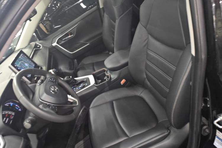 Used Toyota RAV4 2022 Dual-Engine 2.5L E-CVT Four-Wheel Drive Elite Plus Edition
