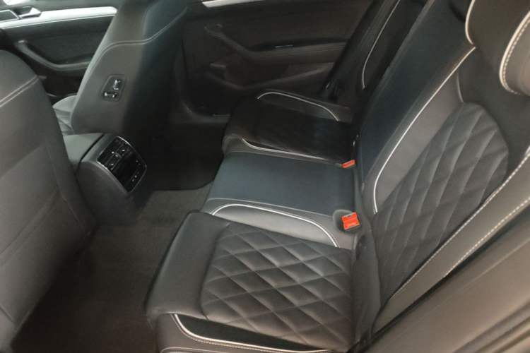 Used Volkswagen Magotan GTE Plug-in Hybrid 2022 GTE Luxury Model
