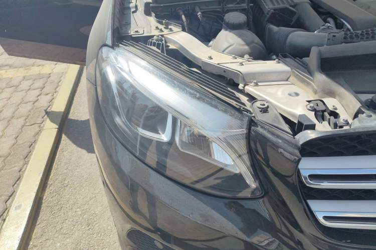 Used Mercedes-Benz GLC 2016 GLC 260 4MATIC Luxury Model
