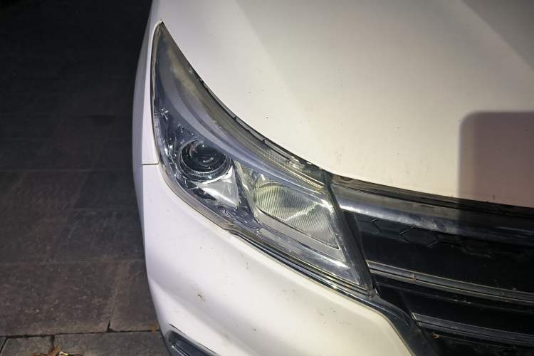 Used Baojun 730 2017 1.5T Manual Fashion Version 7 Seats China V Emission Standard