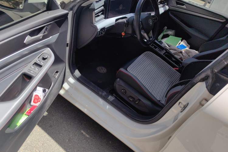 Used Volkswagen Lamando 2022 Lavida L 280TSI DSG Cool & Spicy Edition