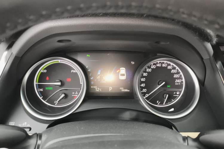 Used Toyota Camry 2018 Dual-Engine 2.5 HG Luxury Edition