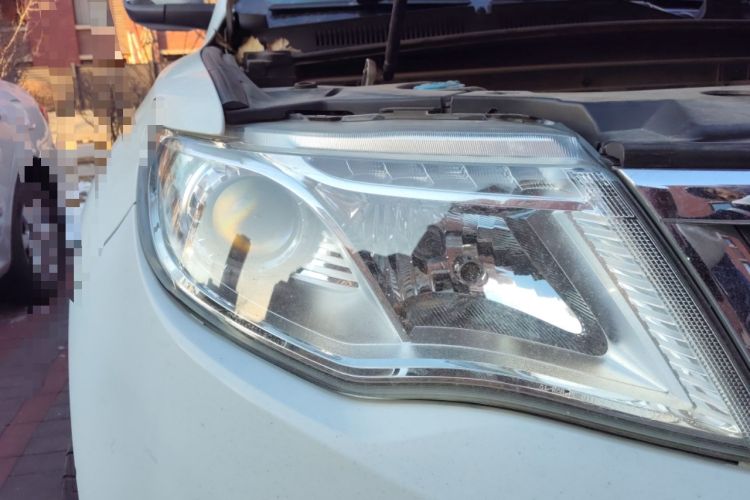 Used Geely Auto Emgrand X7 Sport 2016 2.0L Manual Smart Connect Version
