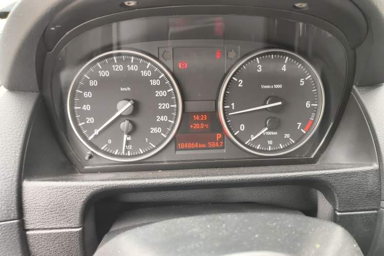 Used BMW X1 2013 sDrive18i Fashion Model
