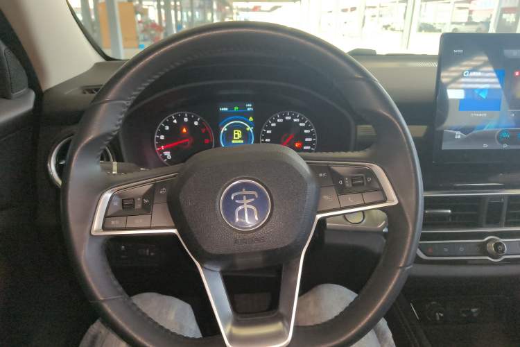Used BYD Song 2021 Classic Edition 1.5T Automatic Elite Model Steering Wheel