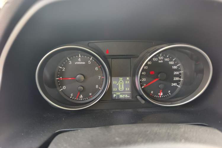 Used Haval M6 2021 PLUS 1.5T DCT Luxury Smart Connectivity Model
