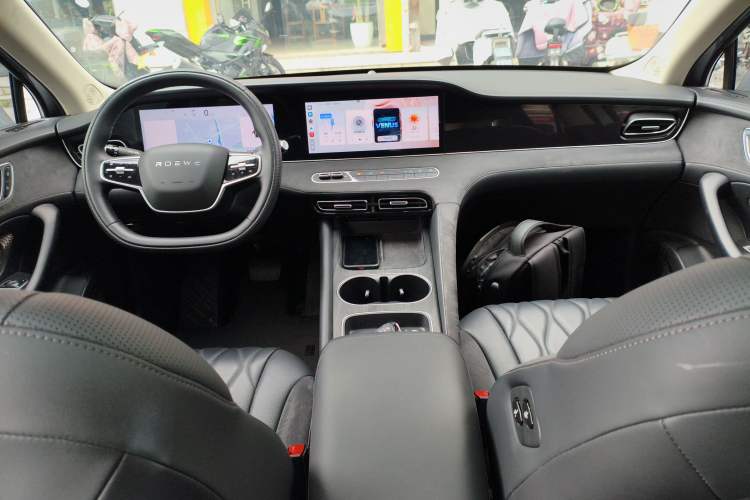 Used Roewe D7 2023 DMH 125km Flagship Edition