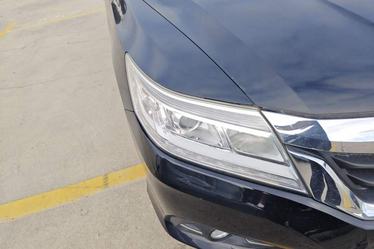 Used Honda Crider 2013 1.8L automatic luxury edition