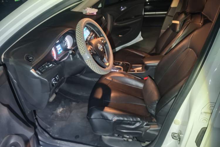 Used Buick Verano 2017 Sedan 20T Dual-Clutch Leading Model Driver Seat