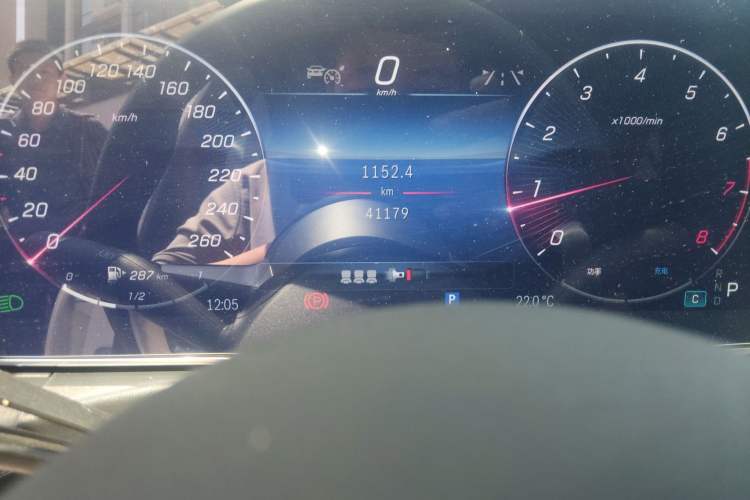 Used Mercedes-Benz C-Class 2024 C 260 L Sport Edition Odometer Close Up