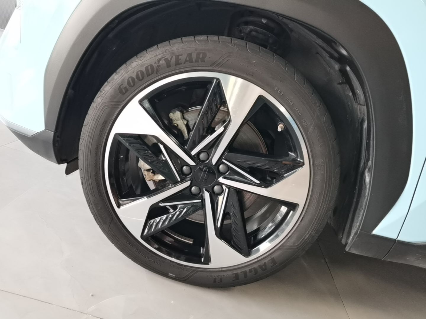 Geely Galaxy L7 2023 1.5T 115 km Starship — снимка 10