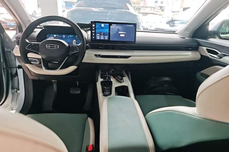 Used Geely Auto Emgrand L HiP 2022 1.5TD-DHT Pro 100KM Super Rui