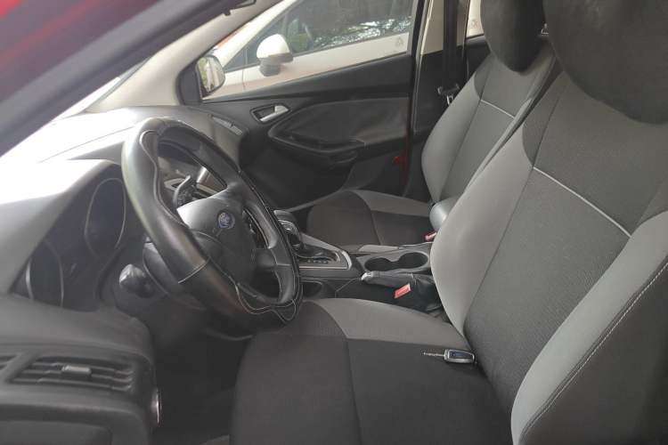 Used Ford Focus 2012 Hatchback 1.6L Automatic Comfort Model