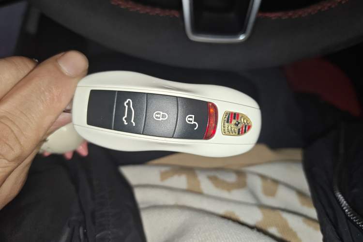 Used Porsche Macan 2017 Macan S 3.0T Vehicle Key