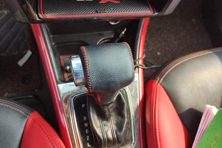 Used BAIC Senova X25 2015 1.5L automatic luxury version
