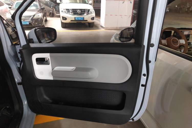 Used Wuling Air ev 2023 - Four Seats - Standard Edition
