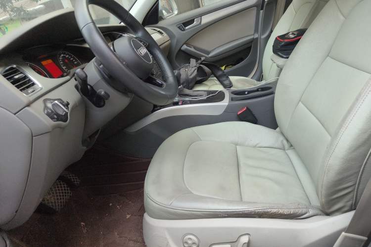 Used Audi A4L 2012 2.0 TFSI Automatic Technology Model
